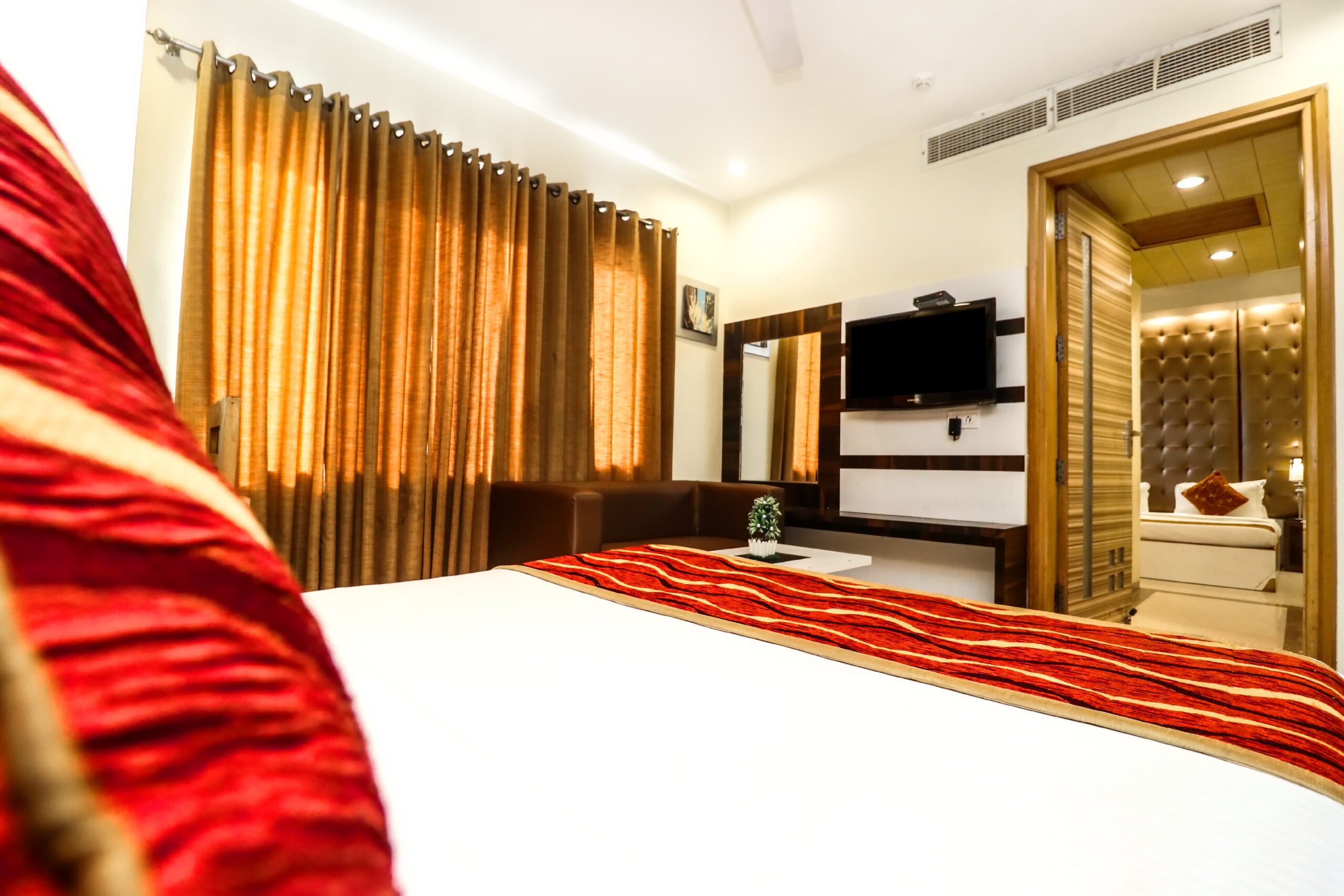 family suite room in chandigarh