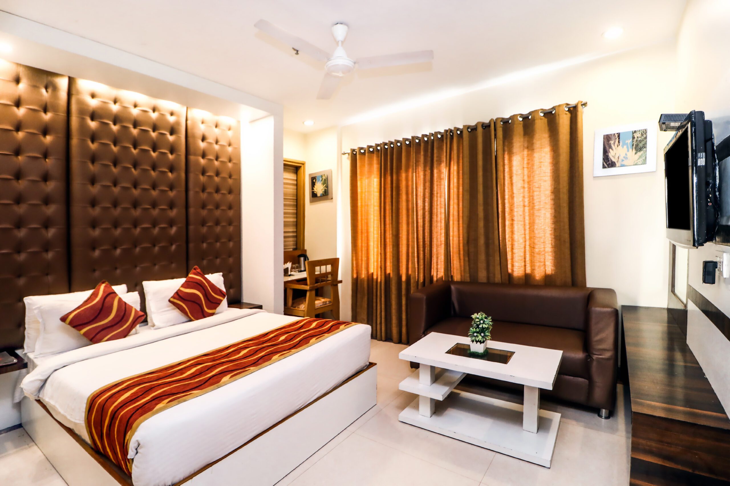 family suite room in chandigarh